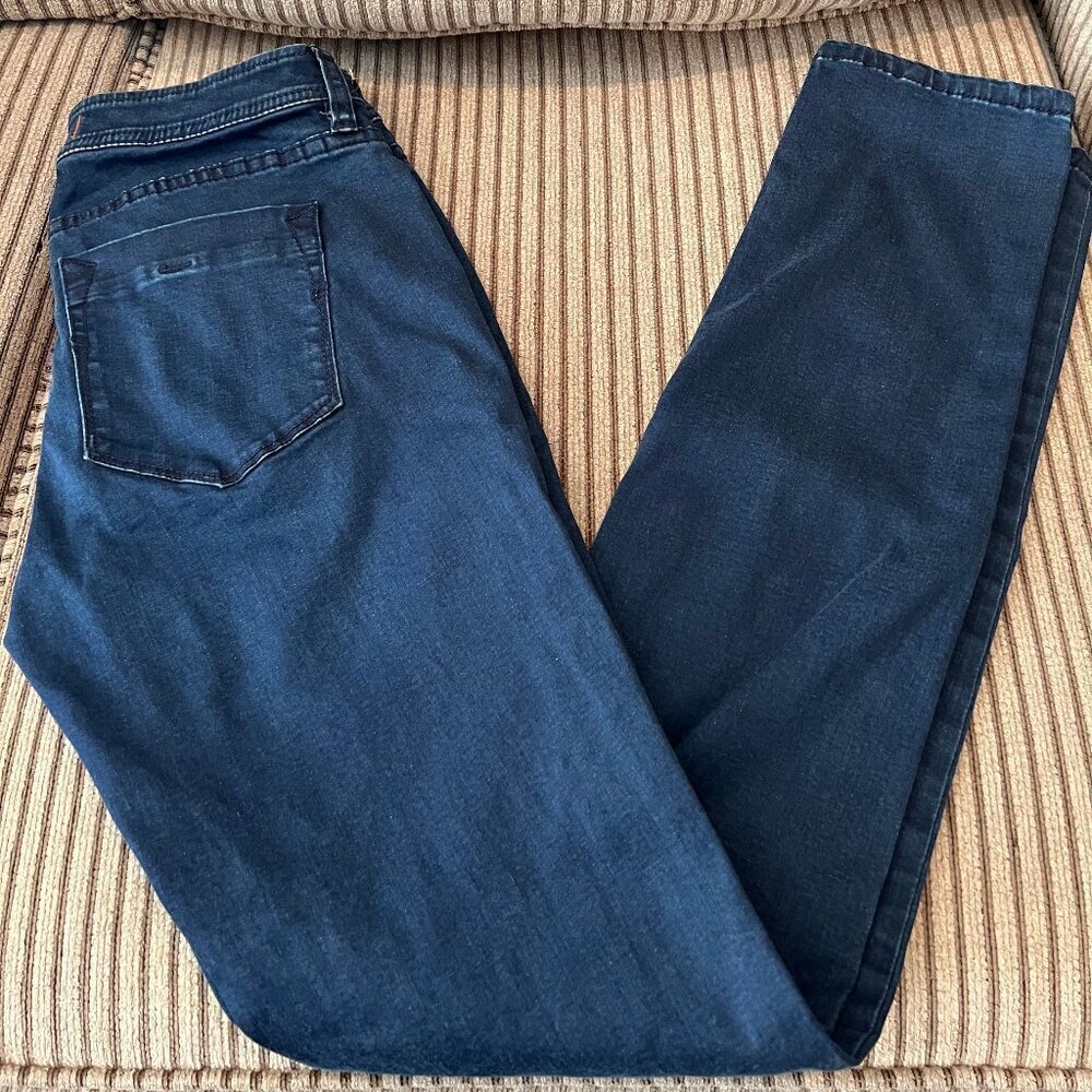 Tommy Bahama Women's Skinny Blue Denim Mid-Rise Jeans, Size 2